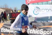 cross24_39_small.jpg