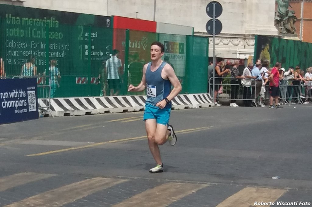 roma10k_24_85.jpg